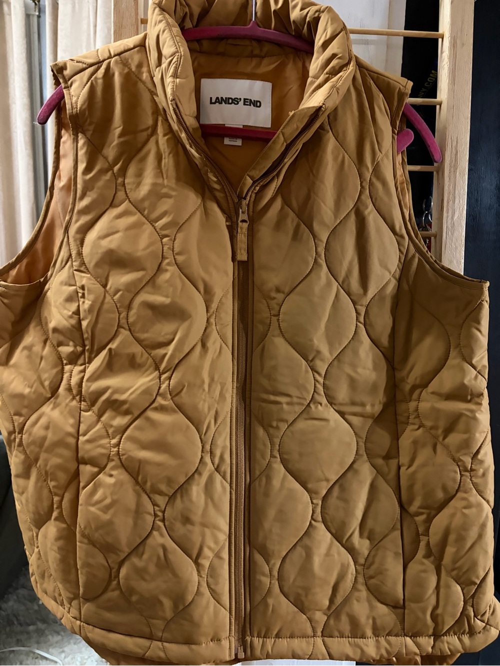 Lands' End Large Women's Quilted Puffer Vest in Camel
